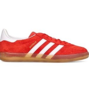 Adidas Gazelle in Bold Orange Sz 6.5 (RUNS LARGE) NWOT